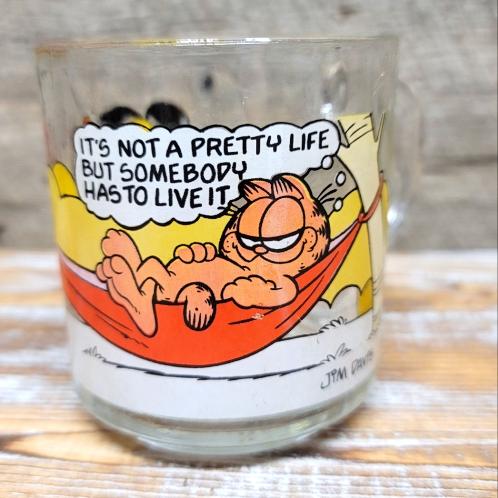 1978 Vintage McDonald's Garfield Glass Cup